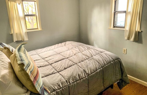 Cerrillos Cottage | Tranquil 3-bedroom retreat, tucked in Cerrillos.