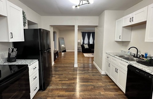 Mena House | Tranquil 3-bedroom house in Mena with WiFi, firepit