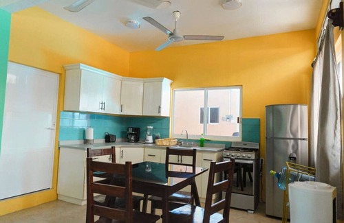 Santa Maria Tonameca House | Tranquil Beachside Family Retreat Pool Parking