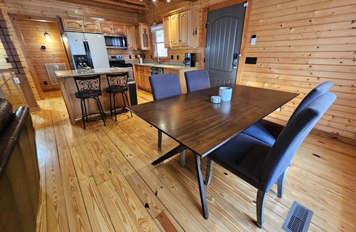 Cleveland Cabin | Tranquil Cabin in the Blue Ridge Foothills - Outdoor Lovers Paradise!