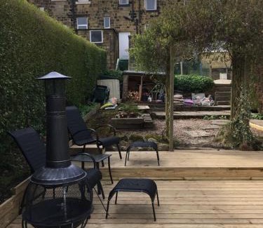 Haworth House | Tranquil Cottage with Spectacular Views