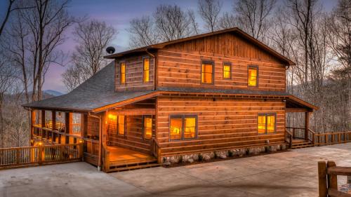 Raccoon Ridge House | Tranquil Escape of Blue Ridge