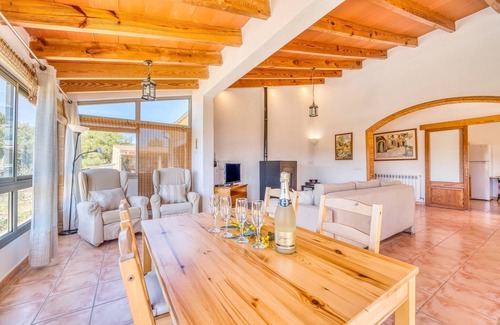 Arta House | Tranquil Finca with Mountains
