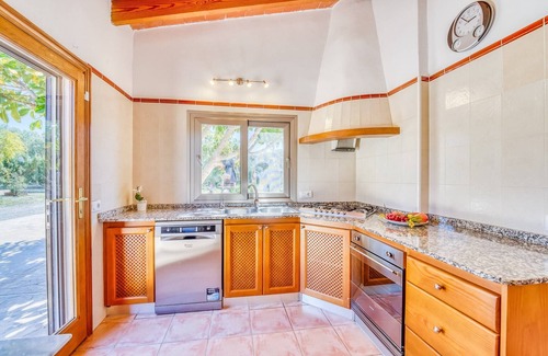 Arta House | Tranquil Finca with Mountains