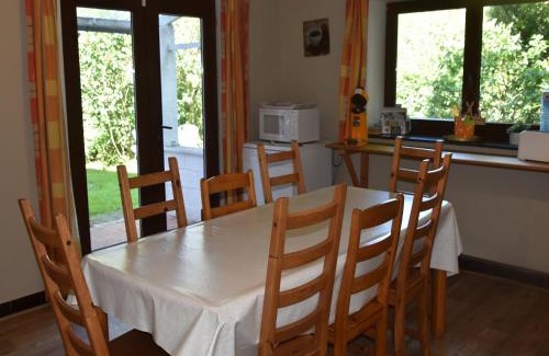 Couvin House | Tranquil Forestside Cottage