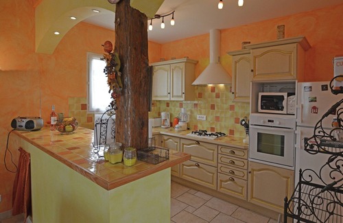 Saint-Laurent-de-Carnols Villa | Tranquil Villa with Pool View