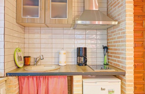 Galapagar Cottage | Tranquil Garden Hideaway