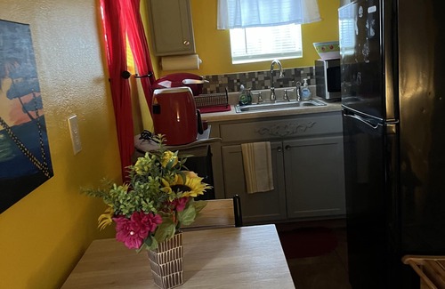 Port Tampa City Cottage | Tranquil Guesthouse Hideaway (Near MacDill AFB)n