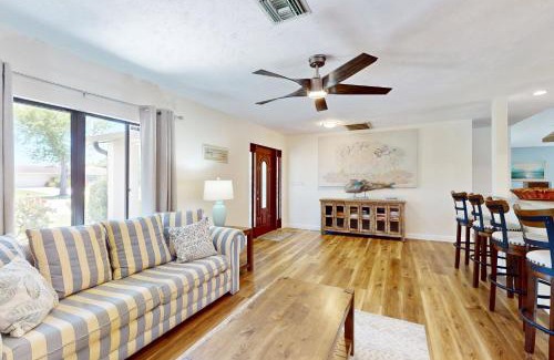 Pelican House | Tranquil Haven