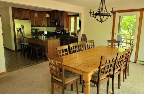 Chestnut Springs House | Tranquil mountain home. Close to the Appalachian and Shamokin Springs Trails!