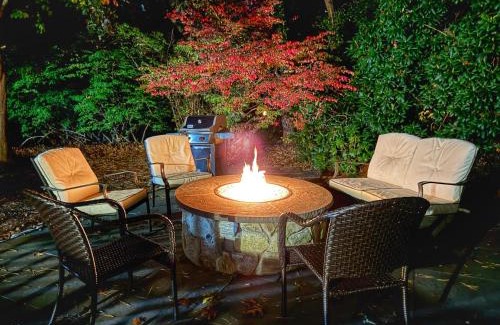 Harwich Port House | Tranquil Oasis With Firepit