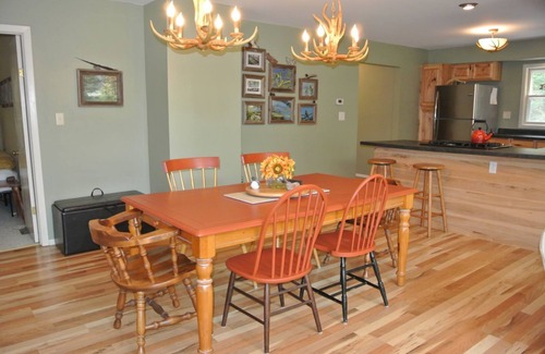 Rhinelander Cabin | Tranquil Privacy