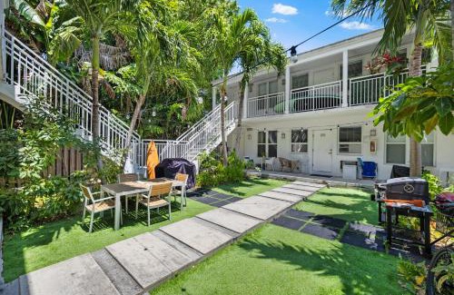 West Avenue Apartment | Tranquil Retreat, Comfortable Condo in Miami Beach