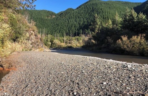 Nelson Region Ski Chalet | Tranquil River setting, Cosy Chalet for two, Pet Friendly.