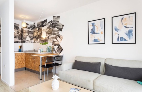 Bajamar Apartment | Tranquil Sea View Studio in Bajamar