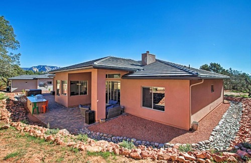 West Sedona House | Tranquil Sedona Home with Fireplace and Hot Tub!