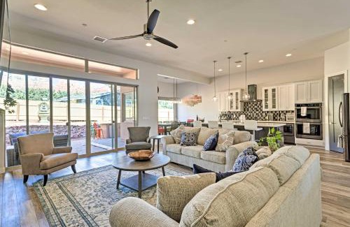 West Sedona House | Tranquil Sedona Home with Fireplace and Hot Tub!