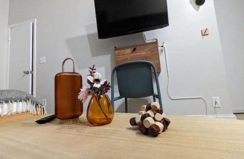 Prudential - St. Botolph Apartment | Tranquil South End Studio
