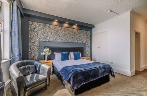 Westcliff-on-Sea Hotel | Tranquil Stay by the Sea Near Adventure Island & Local Hotspots