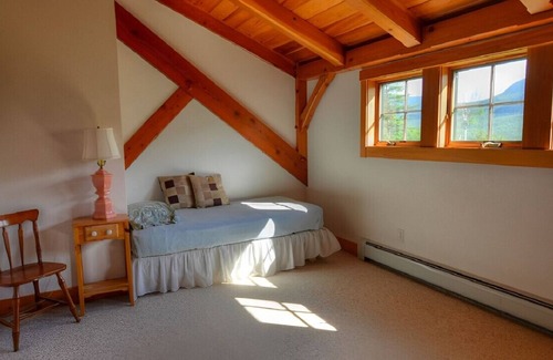 Bartlett House | Tranquil & Stunning Scenic Mountain View Retreat!