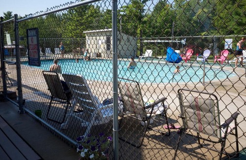 Sturgeon Bay Resort | Tranquil Timbers Cabin 11
