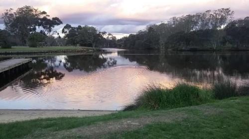 Bassendean House | Tranquil Tree Views 2 Bedroom 2 Bathroom Apartment