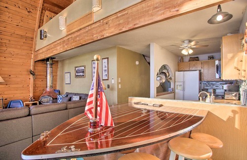 Bayview House | Tranquil Water-Front Panoramic-View Float Home on Scenic Bay Lake Pend Oreille