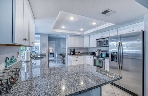 Whitfield Apartment | Tranquil Waterfront*Htd Pool*Kayaks*Game Rm*IMG