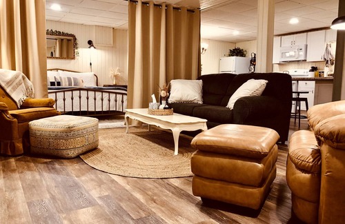 Cleveland House | Tranquil Wooded King Bed Suite Close to Everything