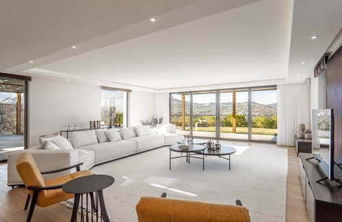 Yalikavak Villa | Tranquil Yalıkavak Retreat: Private Pool, Sea Views & Family Paradise