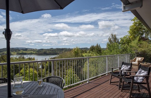 Opua Apartment | Tranquility and stunning views only minutes away from bustling Paihia