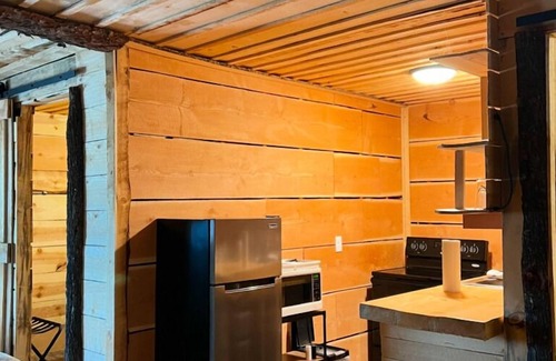 Cascade Condo | Tranquility Awaits at Birch Glen Lodge with a Cozy Balcony