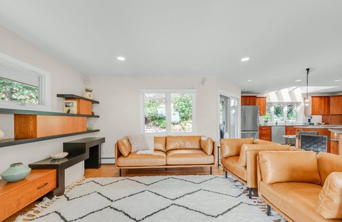 Boulder House | Tranquility in Coveted Knollwood/Next to Trails/on Open Space