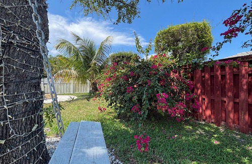 Coral Springs House | Tranquility meets Fun, a home away from home.10 minutes from Deerfield Beach.