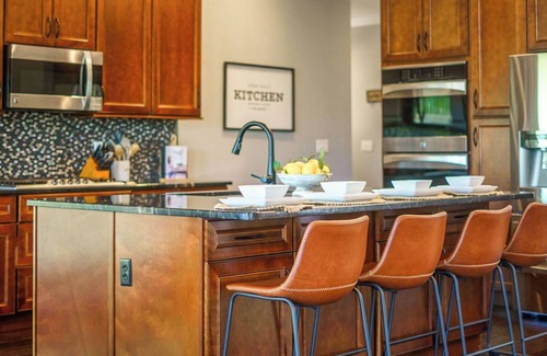 Sevierville Cabin | Tranquility Paradise - A relaxing lakeside retreat!