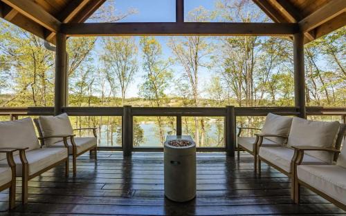 Sevierville Villa | Tranquility Paradise