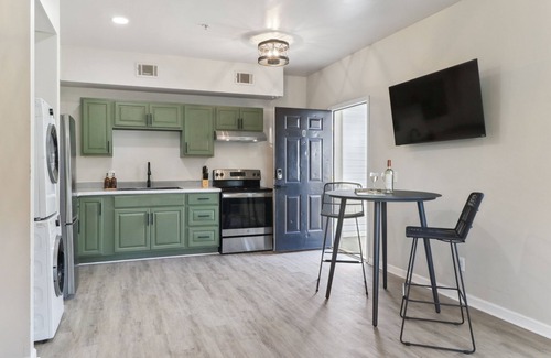Savannah House | Tranquility Terrace Studio