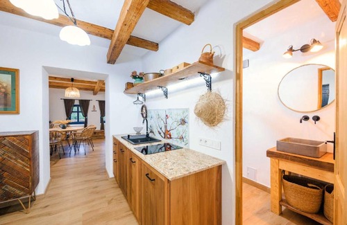 Cetariu House | Transylvania Village House