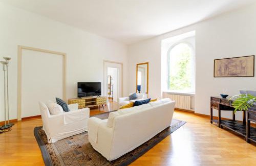 Trastevere Apartment | Trastevere - Dolce Vita 4bedr 360 Terrace