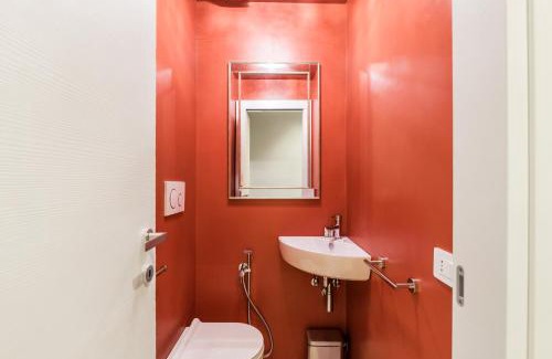 Quartiere XXIV Don Bosco Apartment | Trastevere Travertino Suite