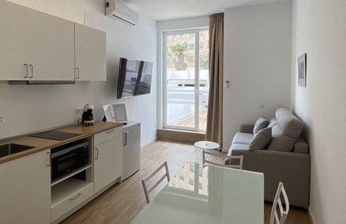 Arrancapins Apartment | Travel Habitat AVE Sorolla Suites N4