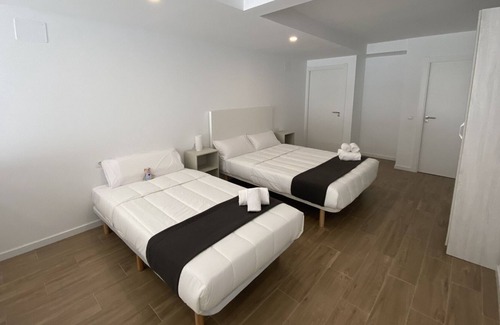 Arrancapins Apartment | Travel Habitat AVE Sorolla Suites N6