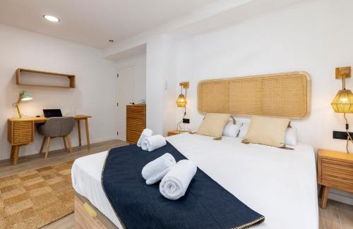 Torrefiel Apartment | Travel Habitat - Apartamento Familiar & Espacioso de 3 Dormitorios