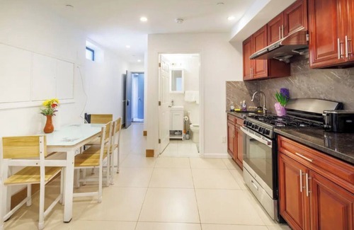 Auburndale House | Travel home