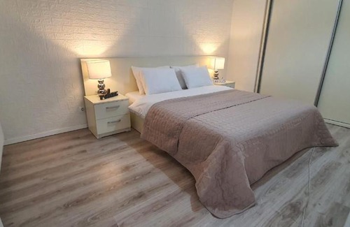 Constanta Apartment | Travel Inn by Metropolitan ApartHotel