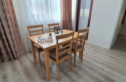 Constanta Apartment | Travel Inn by Metropolitan ApartHotel