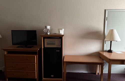 Watertown Hotel | Travel Inn