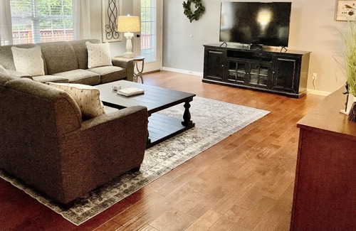 Batesville House | Travel with Comfort and Convenience. Relax in this Newly Renovated Home.