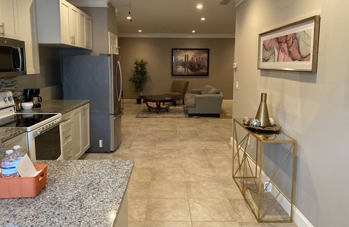Town Center Apartment | Traveler Oasis with privacy and security 15 minutes Brave stadium
