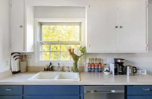 Fifeville House | Traveler's Dream: Charlottesville Retreat